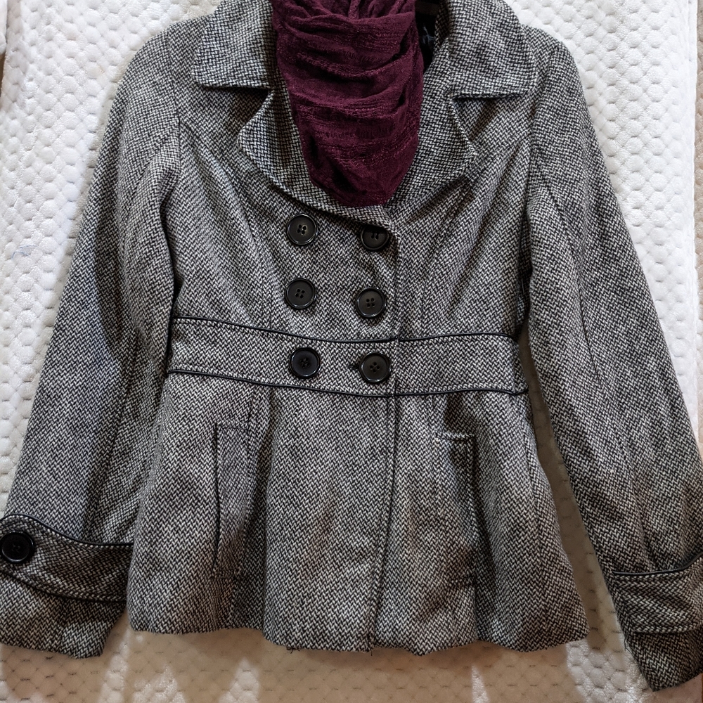 Black Lipstick. Black Tweed Jacket. Small